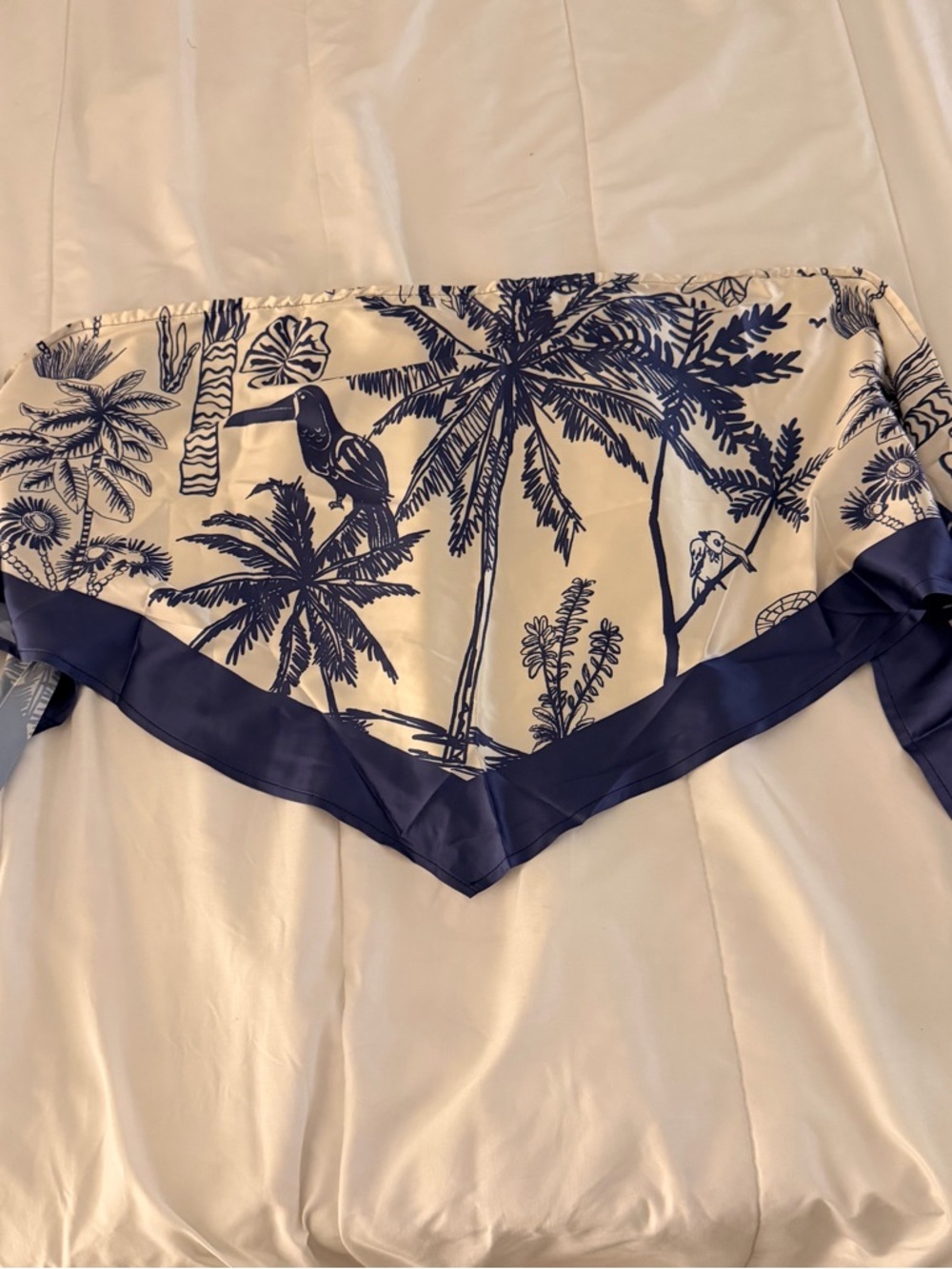 SHEIN Navy and Cream Tropical Print Bandeau Crop Top